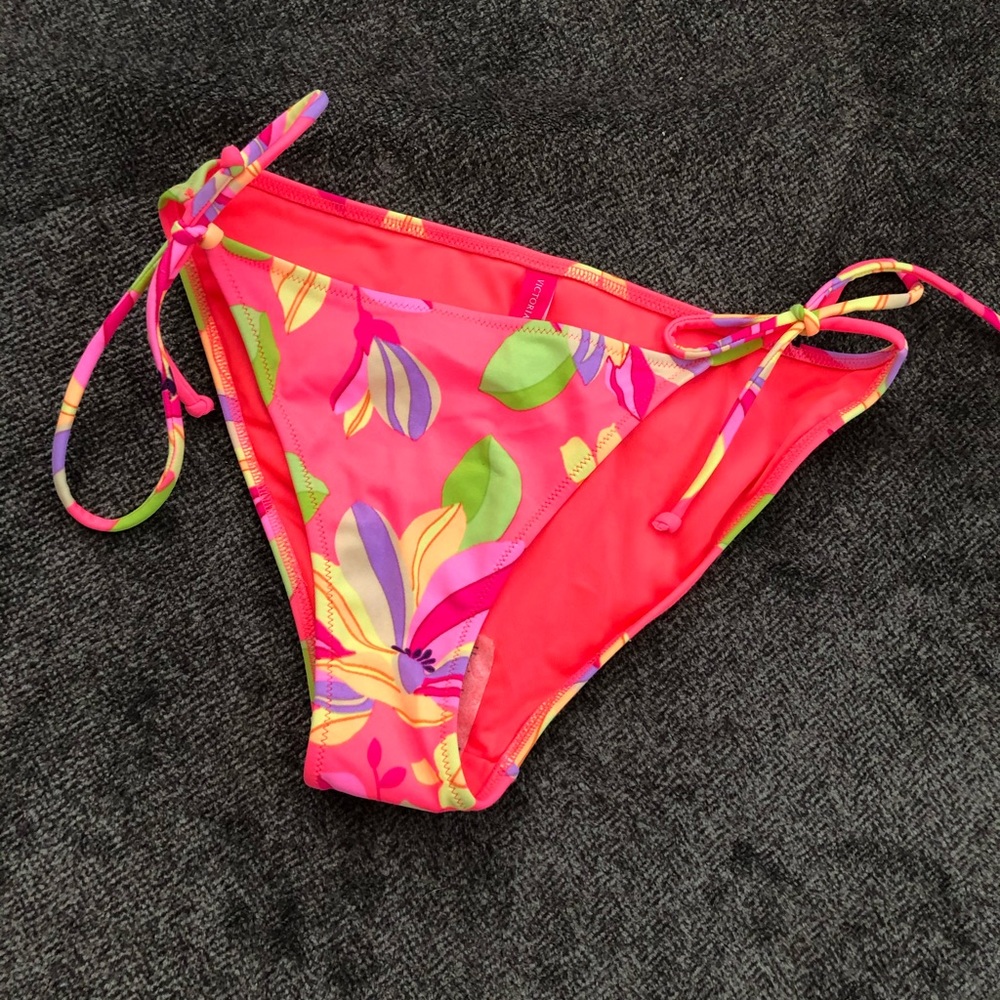 VS bikini bottoms